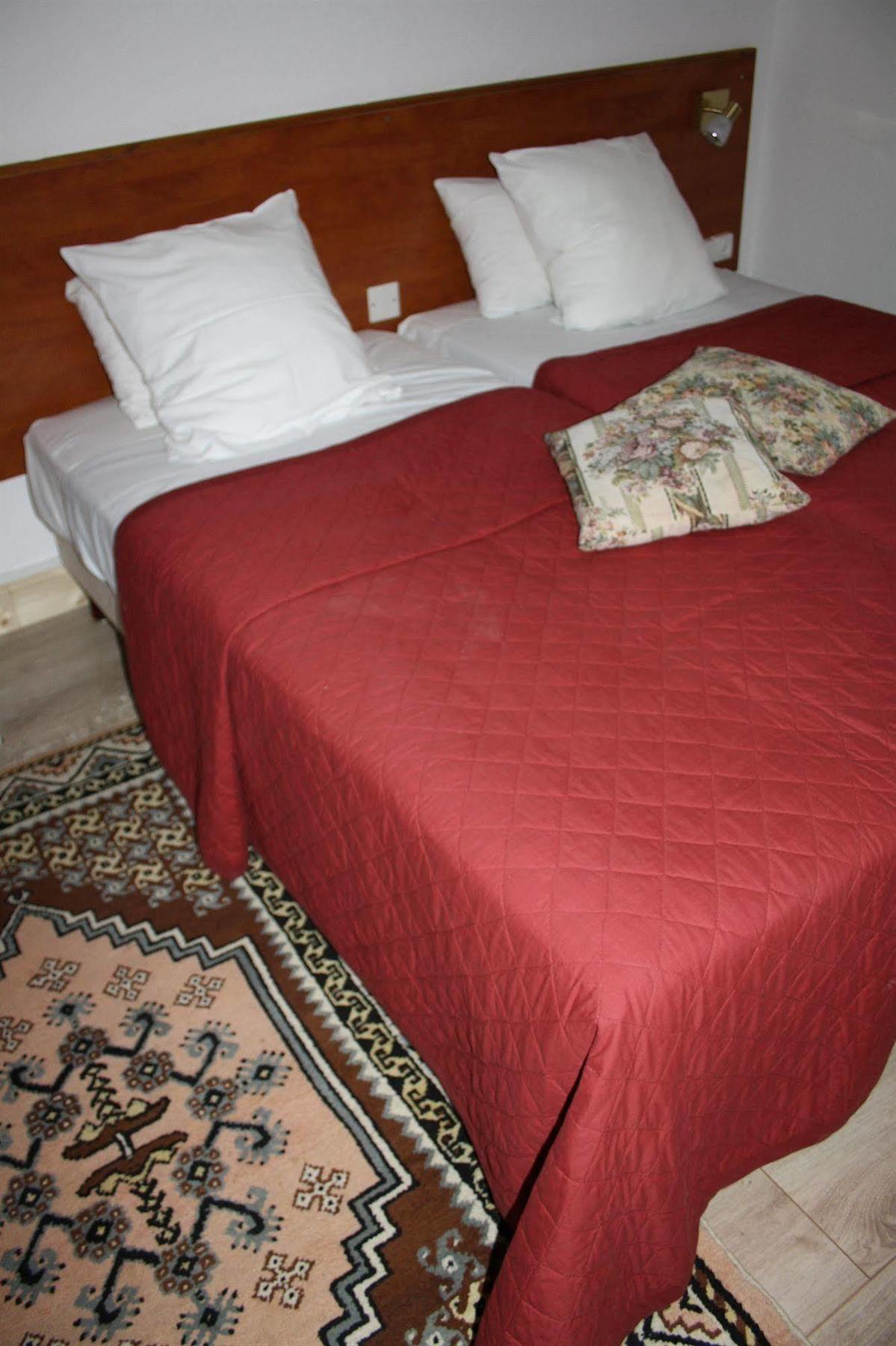 מלון ביוגנסי Le Relais Des Templiers מראה חיצוני תמונה
